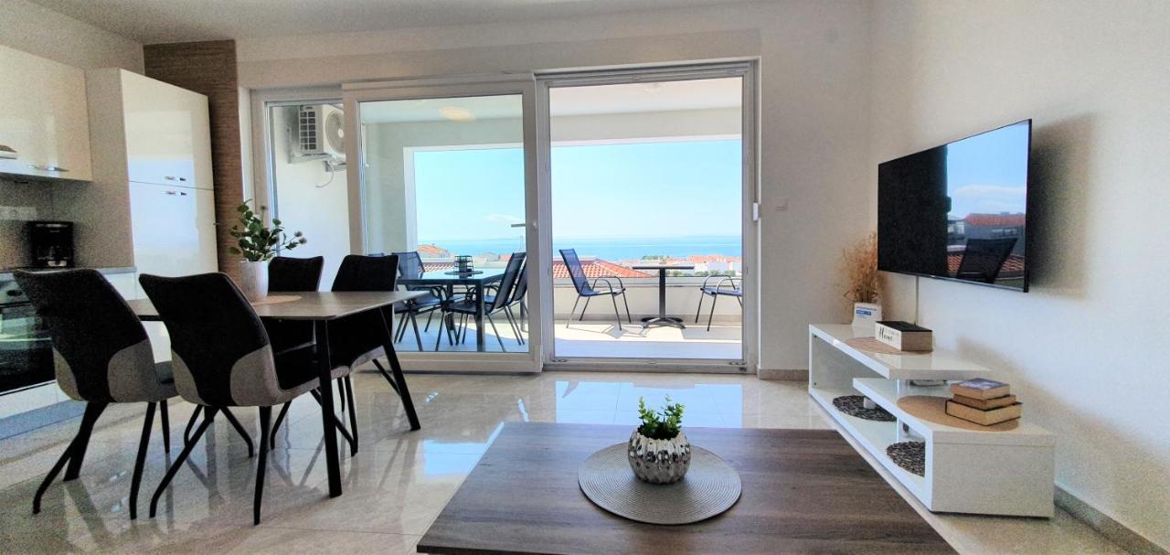 Seahorse Luxury Apartment With Pool And Sea View 诺瓦利娅 外观 照片